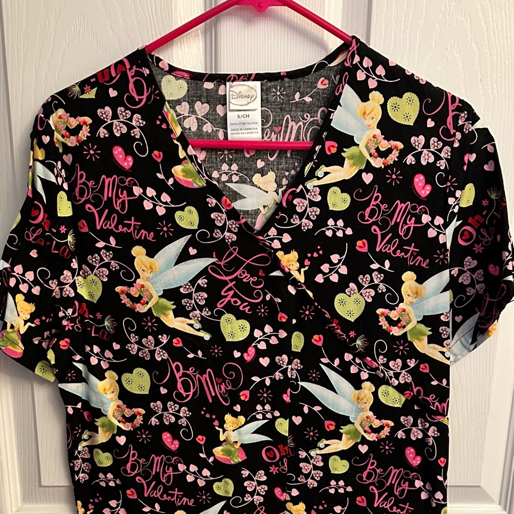 Darling Disney Tinkerbell scrub top. Like new.